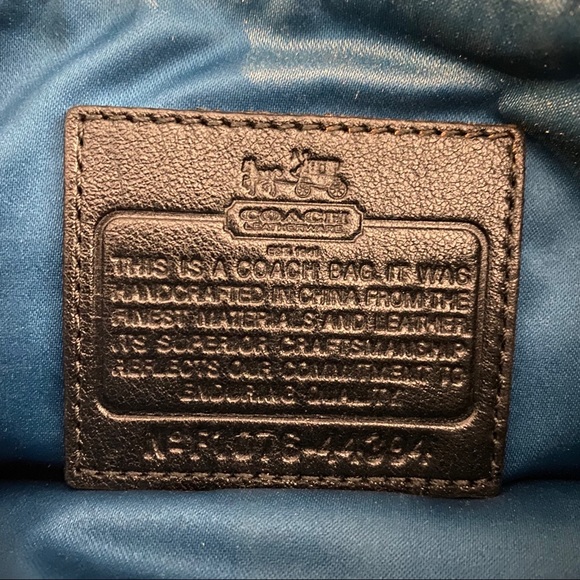 Coach | Crossover Bag - Picture 8 of 8